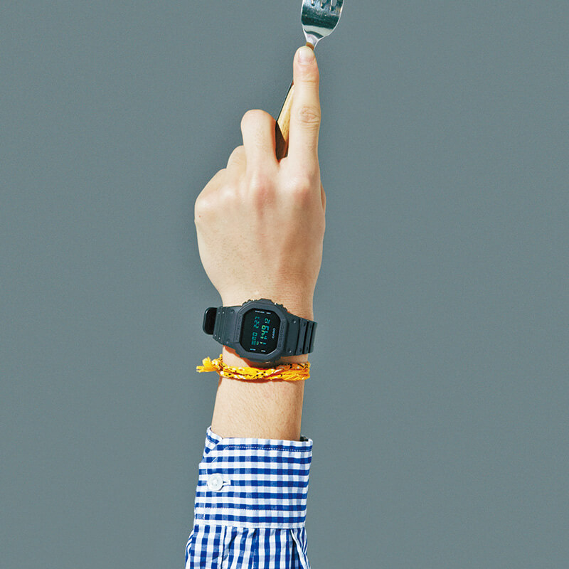 腕時計×アクセサリー、おしゃれに見える組み合わせ５パターン | MEN'S