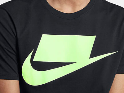 あれ Nike の文字がない 斬新なロゴのシリーズが発売中 Men S Non No Web メンズノンノ ウェブ