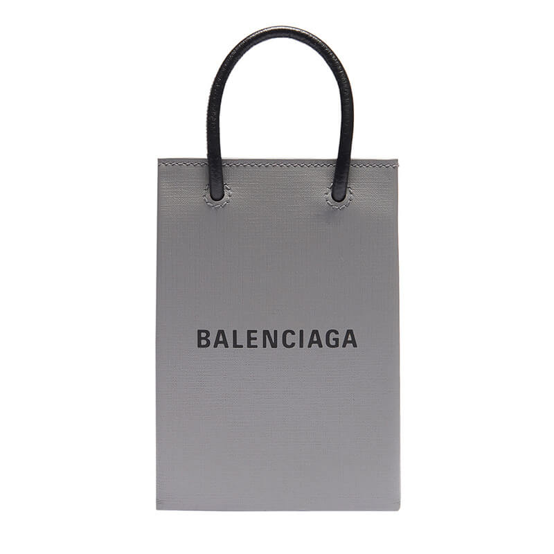 また「バレンシアガ」から魅力的な小物が！ 首から提げられるミニバッグ | MEN'S NON-NO WEB | メンズノンノ ウェブ